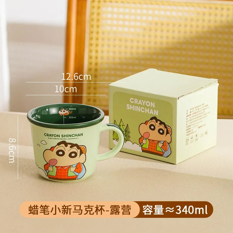 Taza cerámica Shin-Chan con escala – Diseño kawaii ideal para desayuno